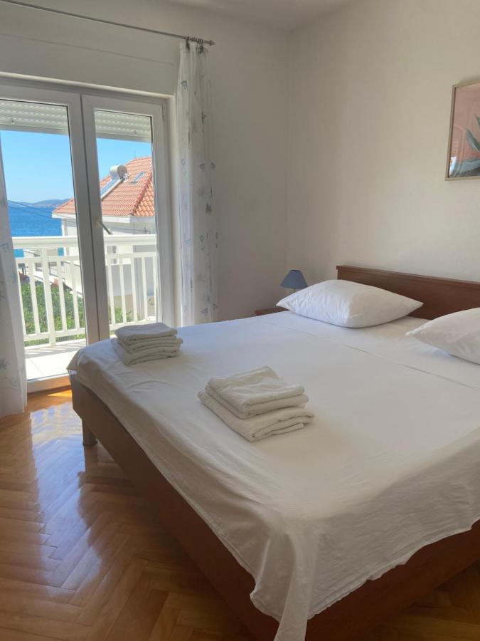 Ferienwohnung House Mare Trogir Exterior foto