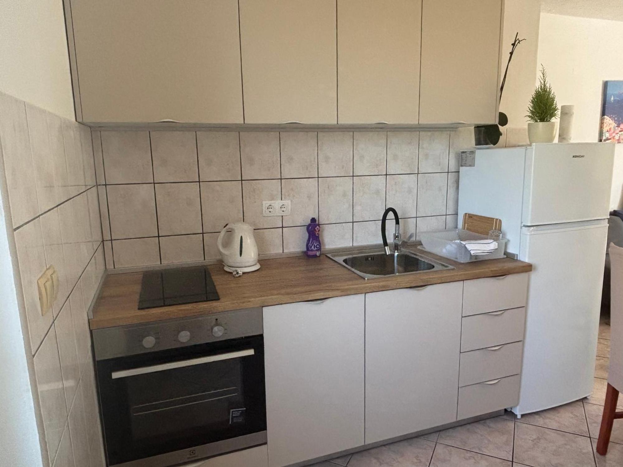 Ferienwohnung House Mare Trogir Exterior foto