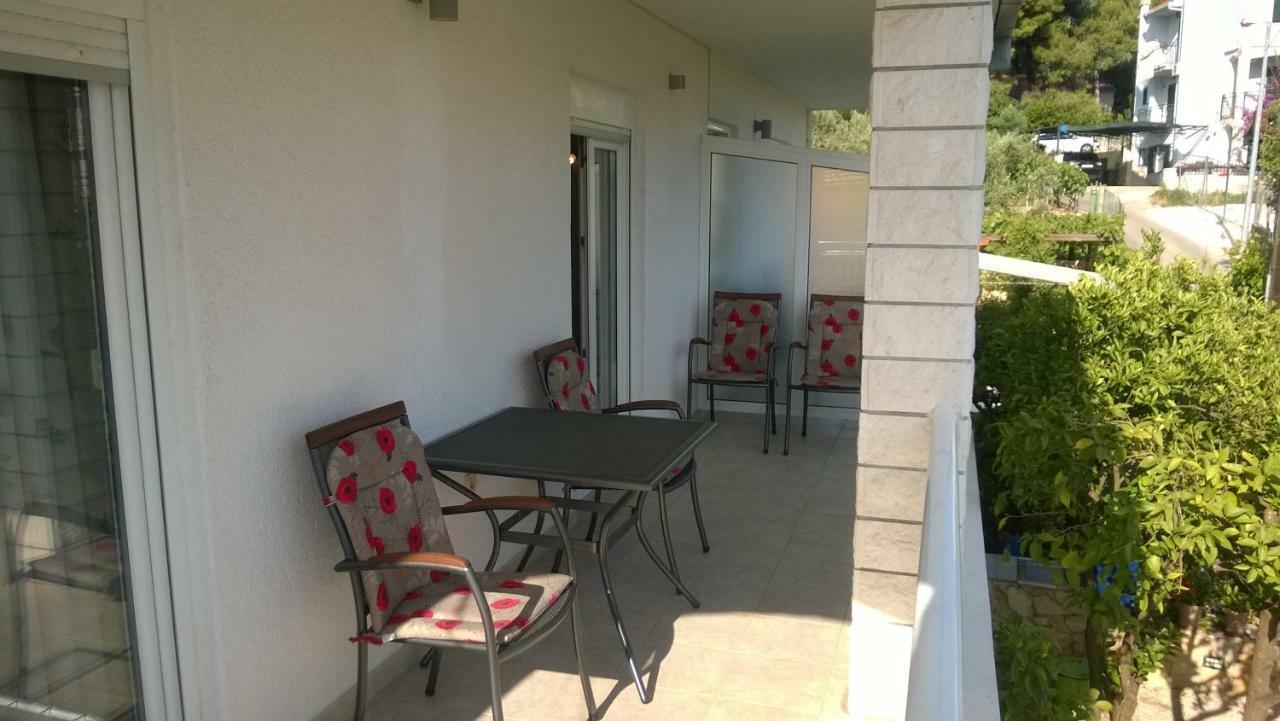 Ferienwohnung House Mare Trogir Exterior foto